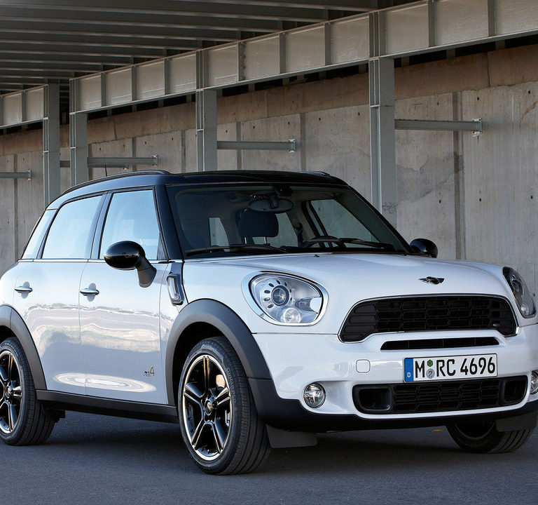 Mini Countryman ibrida