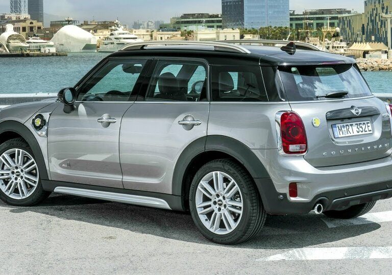 Mini Countryman ibrida