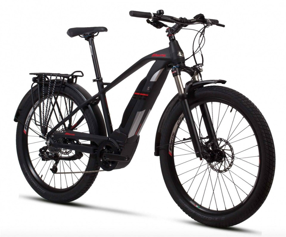 FANTIC Seven Days LIVING a noleggio
