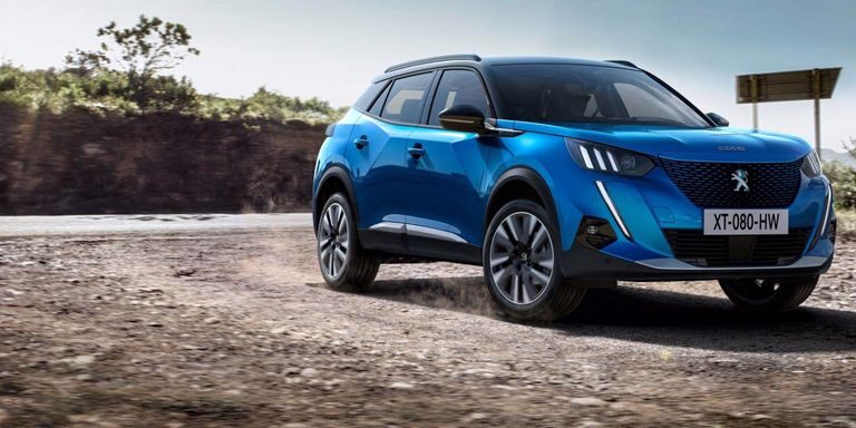 PEUGEOT 2008 E 100kw ActivePack (Elettrico) a noleggio