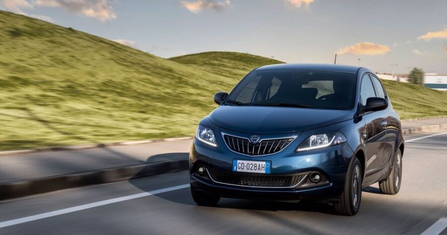 LANCIA Ypsilon Ecochic 4 Si YPSILON 1.0 FireFly 70cv S&S Hybrid GOLD