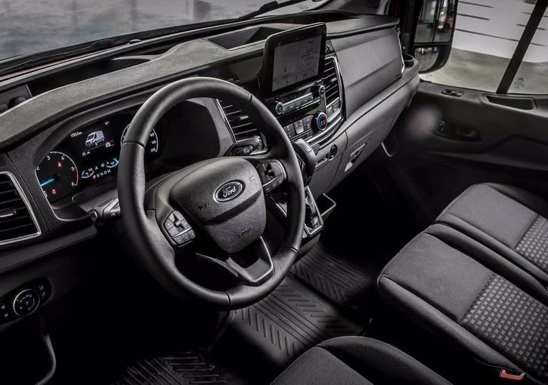 FORD TRANSIT 350 2.0 TDCI ECOBLUE 130 CV PM-TM FURGONE TREND a noleggio